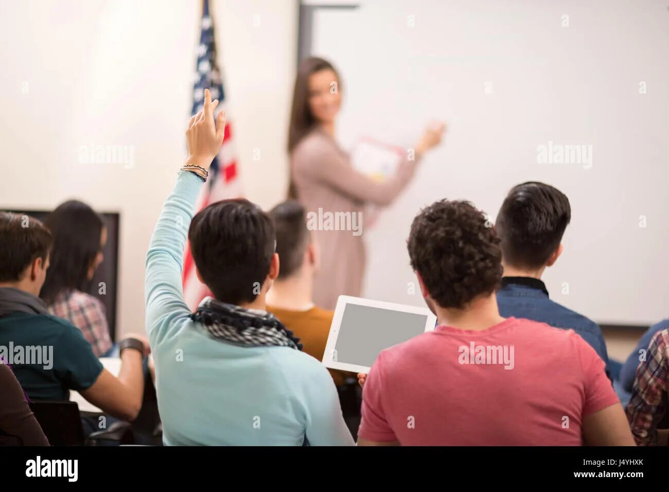 Active student. Сотрудничество студентов. Взаимодействие преподавателя и студента. Сотрудничество преподавателя и студента. Взаимодействие со студентами.