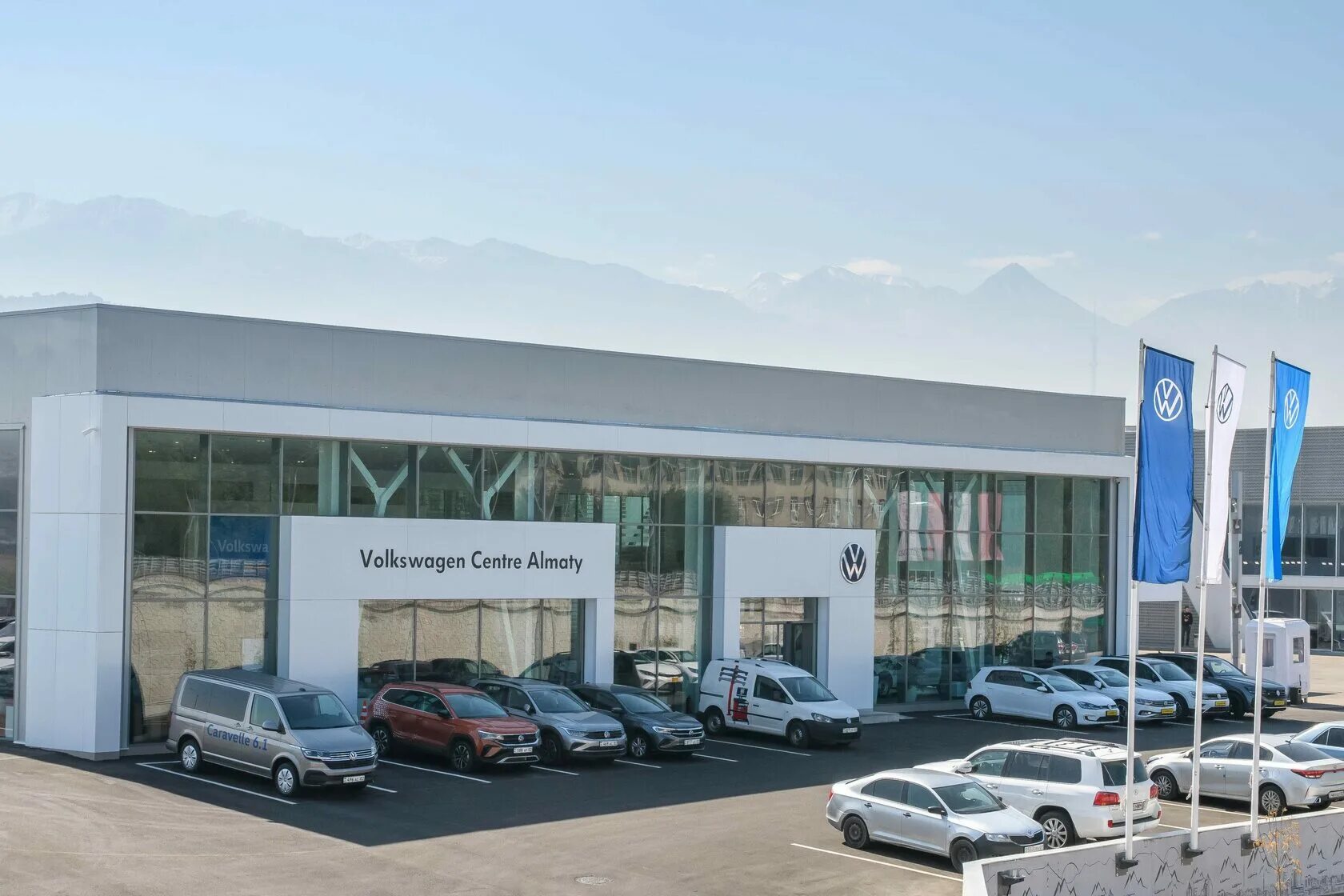 Audi Centre Almaty, Казахстан Алматы. Фольксваген Казахстан. Казахстан автосалон Volkswagen.