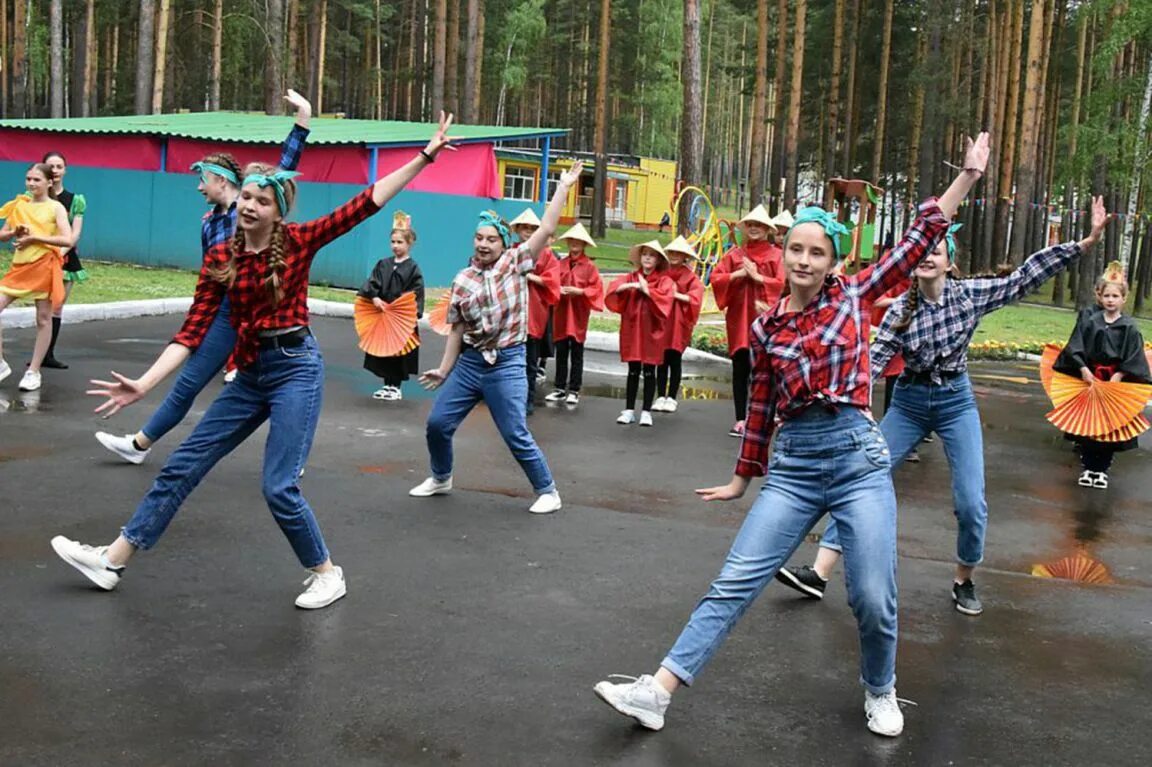 Лагерь космос Кемерово. Загородные лагеря в Свердловской области космос. Лагерь космос Екатеринбург. Загородный лагерь космос Екатеринбург. Детский загородный лагерь екатеринбург