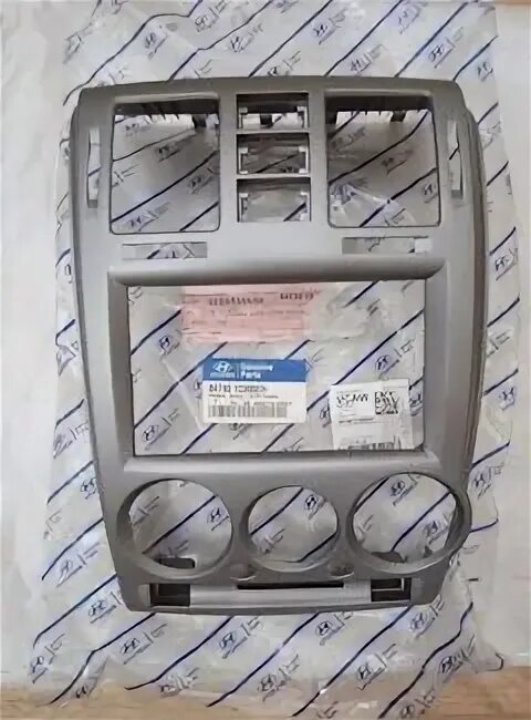 Рамка гетц. Консоль hyundai getz 2din. рамка 2 din hyundai getz. центральная панель хендай гетц.