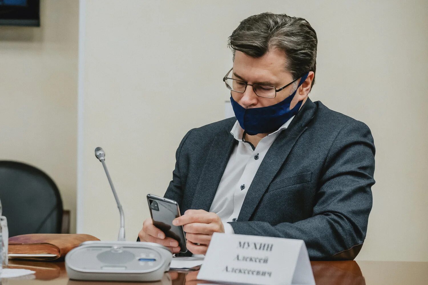 Орлов олег инагент. Евгений понасенков 2022. Фото иноагентов. Алексеевич иноагент. Иноагенты сми перечень.