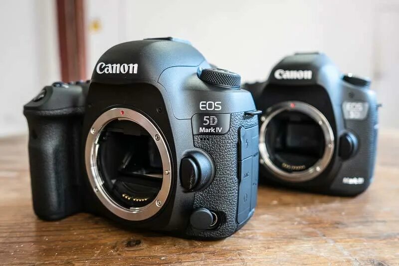 Canon 5d vs 5d mark. Canon 5d Mark 4. EOS 5d Mark v. Canon 5d Mark 4 разъемы. EOS 1d Mark IV.