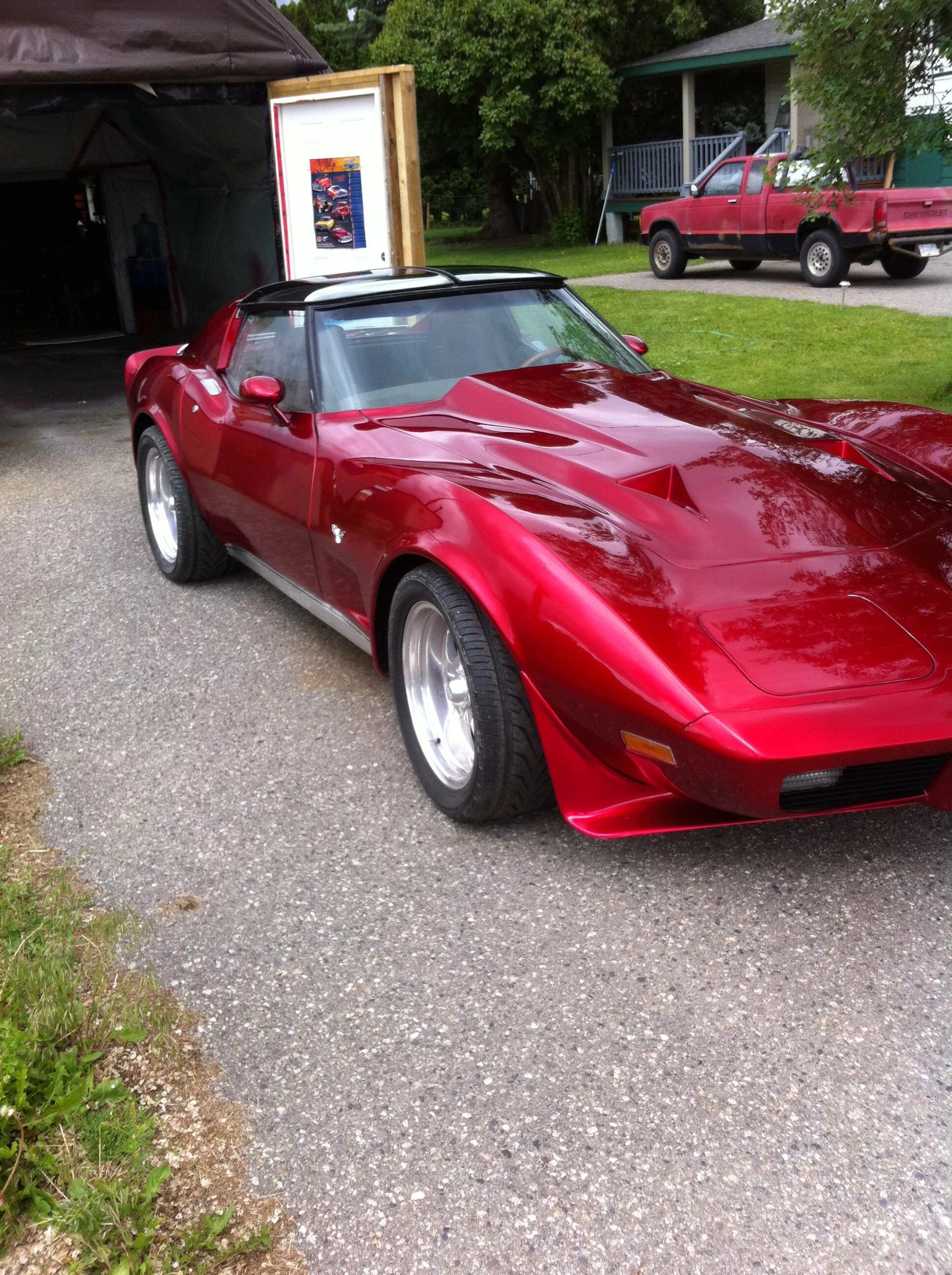 Канди красный. Шевроле Корвет бордовый. Corvette c3 Red. Chevrolet Corvette Red 1998. Цвет Канди ред.