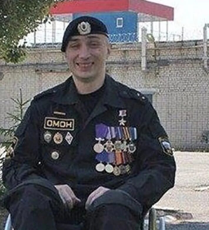 Он бежал в него стреляли