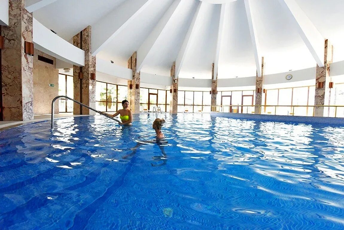 Бассейн дивный ликино-дулево. Бассейн дивный. Бассейн нептун ликино дулево. Дивный бассейн ликино-дулево расписание. Дюсш ликино дулево.