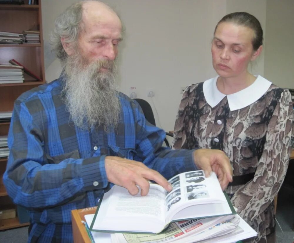 Вор на кухне. Игнатий лапкин барнаул. Деревня потеряевка игнатий лапкин. Секта игла. Лапкин миссия латвия проповедь.