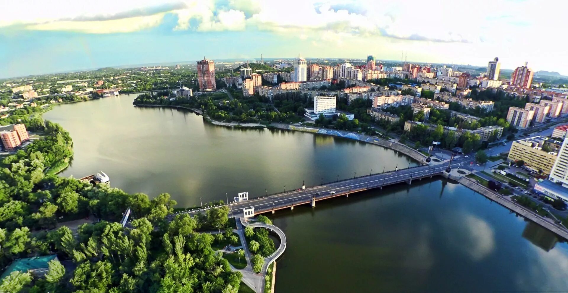 Донецкий. Кальмиус Донецк. Донецк парк Кальмиус. Донецк панорама. Кальмиус ДНР река.
