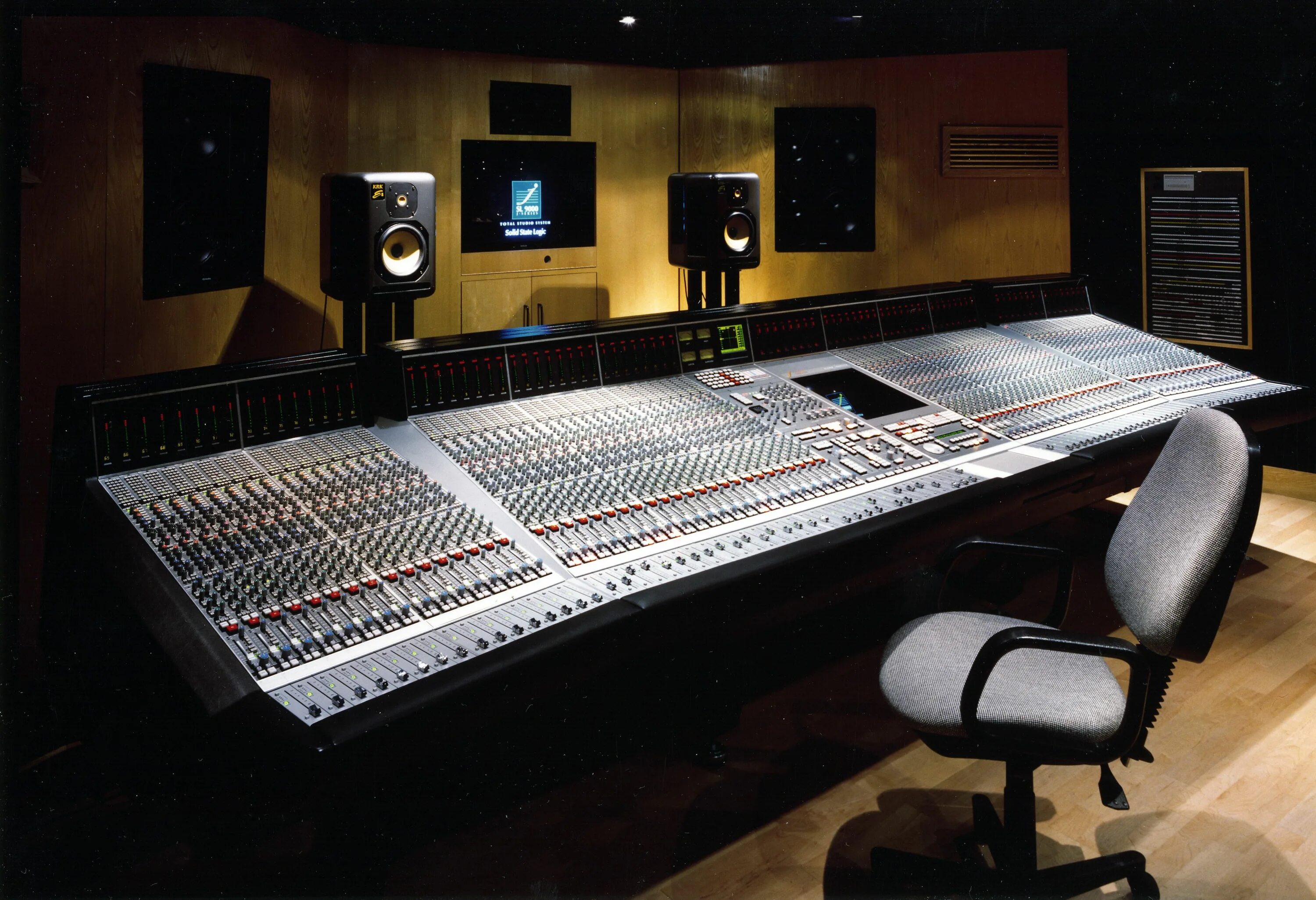 Ssl session. Микшерный пульт ssl 9000. solid state logic 9000. solid state logic sl 4000g. solid state logic 4000.