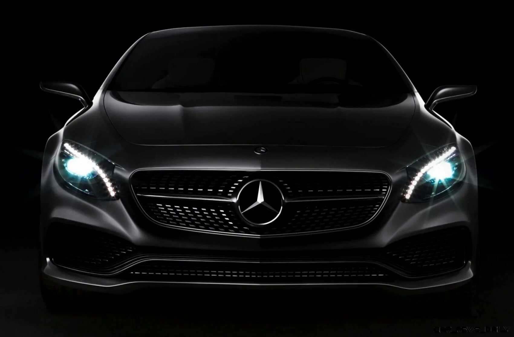 Mercedes amg фары. Mercedes benz amg gt 63 s. Фара мерседес w213. Фара мерседес гле 2016. Mercedes amg фары.