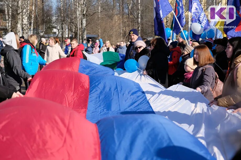 Православный пикет. Митинг Единой России в Сыктывкаре. Митинг за мир с Украиной.