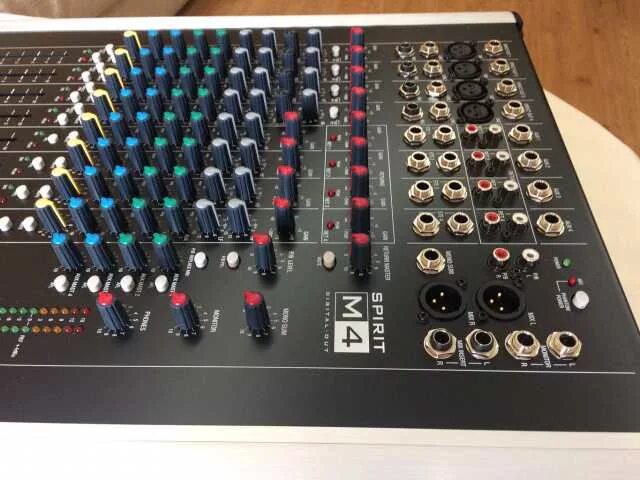 M spirit. Микшерный пульт soundcraft spirit m4. микшерный пульт soundcraft spirit m4 spdif. soundcraft spirit m16. soundcraft spirit m4 инструкция на русском.
