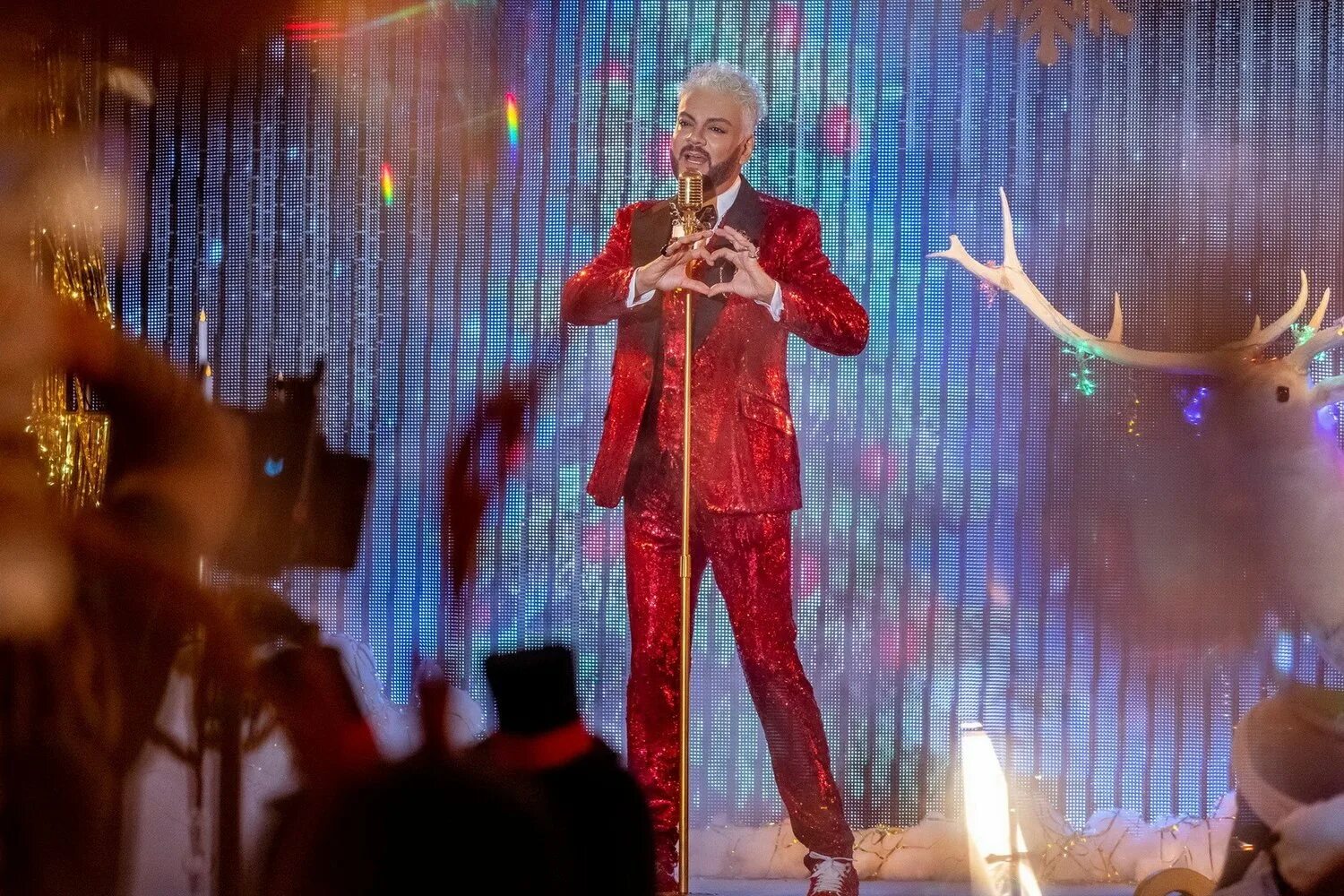 елки восемь