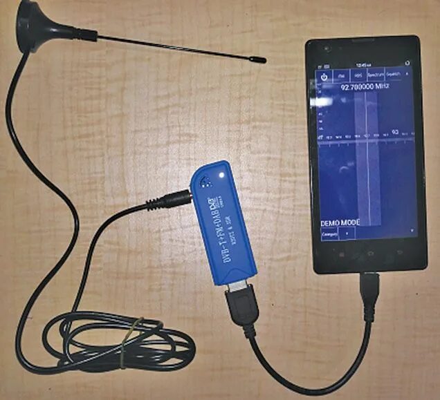 Sdr android. RTL SDR Android. SDR радиоприемник для андроид. SDR андроид. Антенна для SDR.