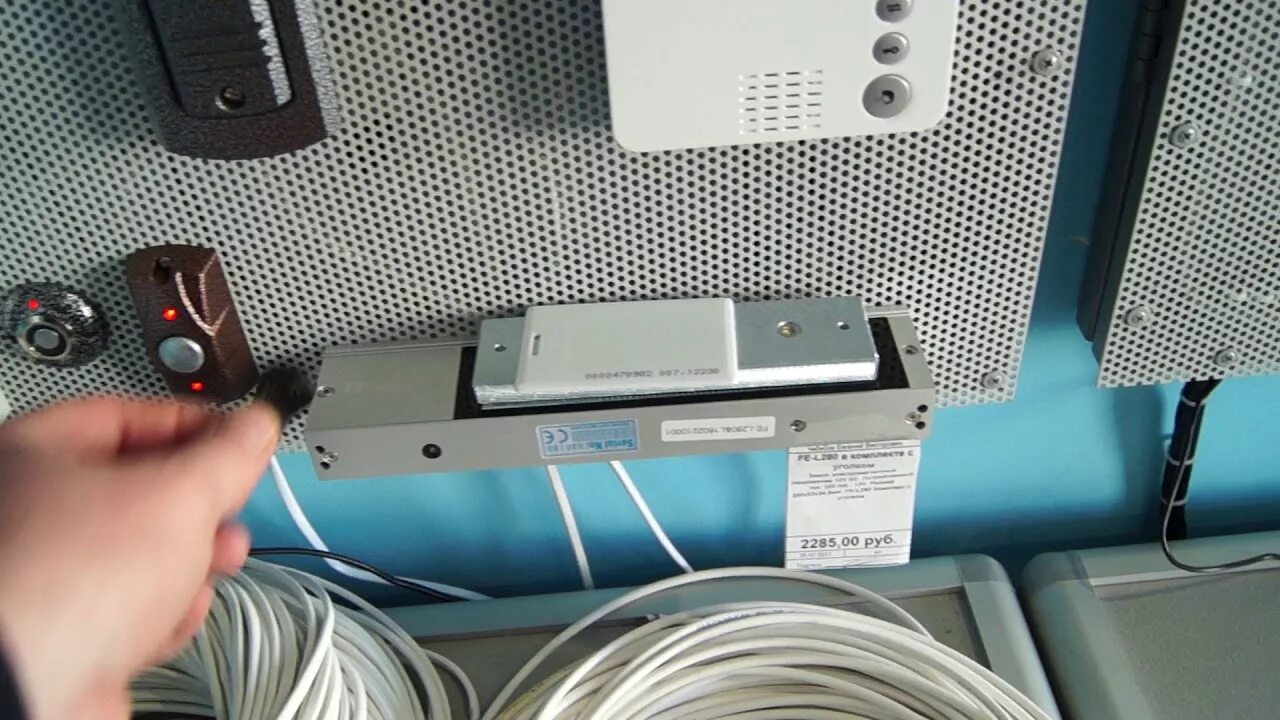 Falcon eye l180. Электромеханический замок fe-l280. электромагнитный замок falcon eye fe-l500. электромагнитный замок falcon eye fe-l280. falcon eye fe-l1200.