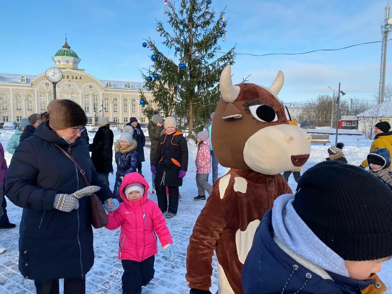 Агрыз город. Проводы зимы в Агрызе. Агрыз фото города. Жители Агрыза.