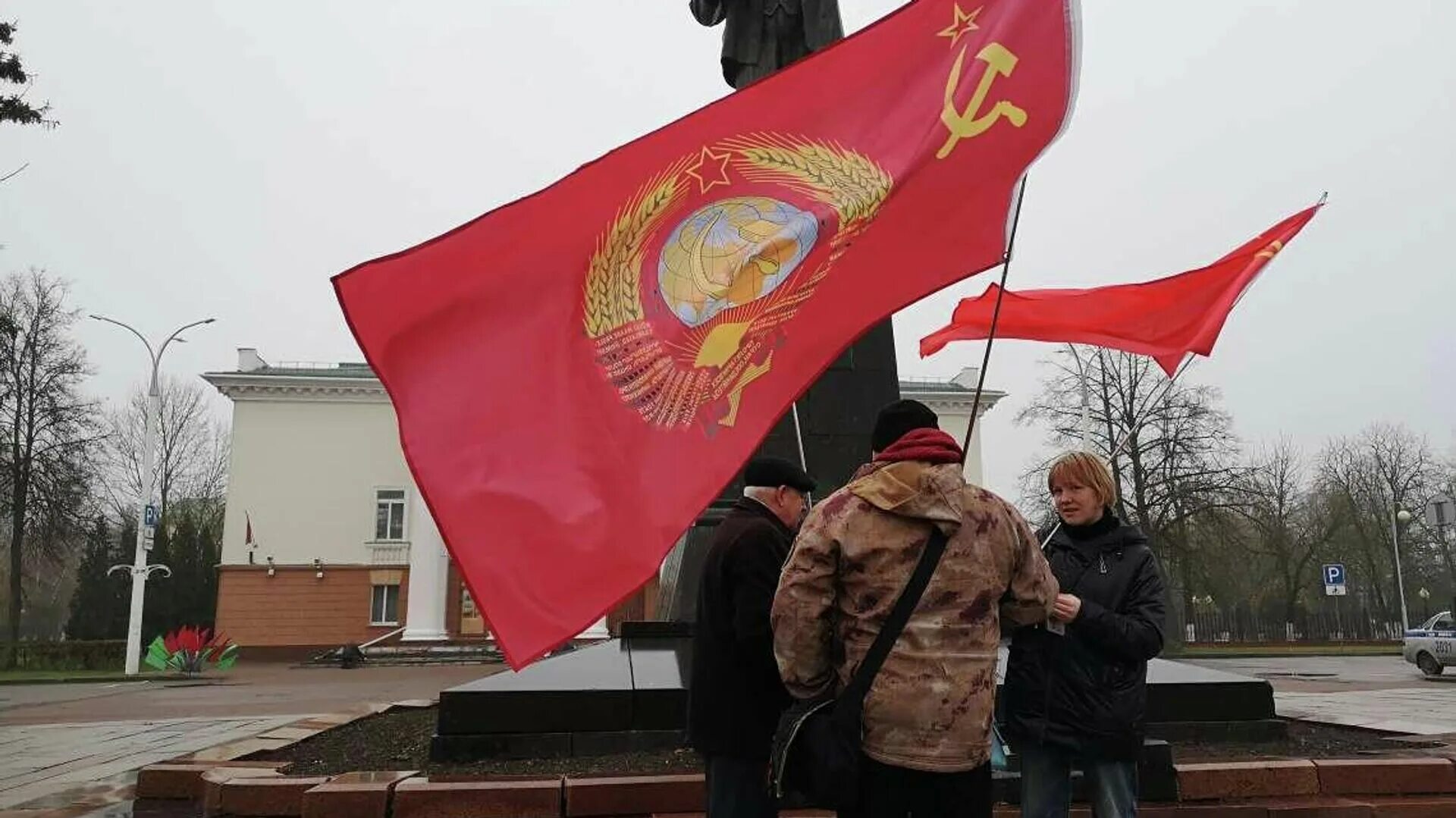 Какой сегодня праздник 7 мая 2025