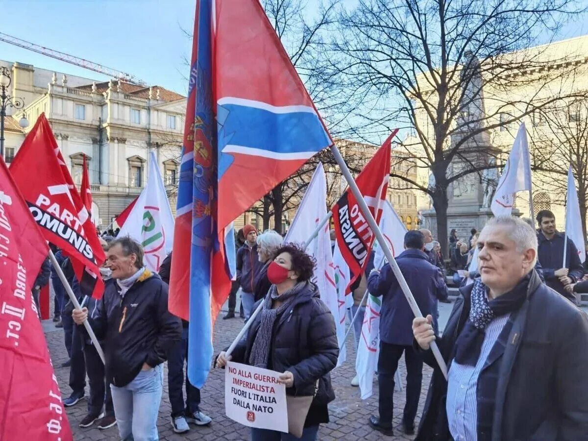 Страны поддерживающие россию сегодня. Митинг в Италии в поддержку России. Митинг в Италии в поддержку России 2022.