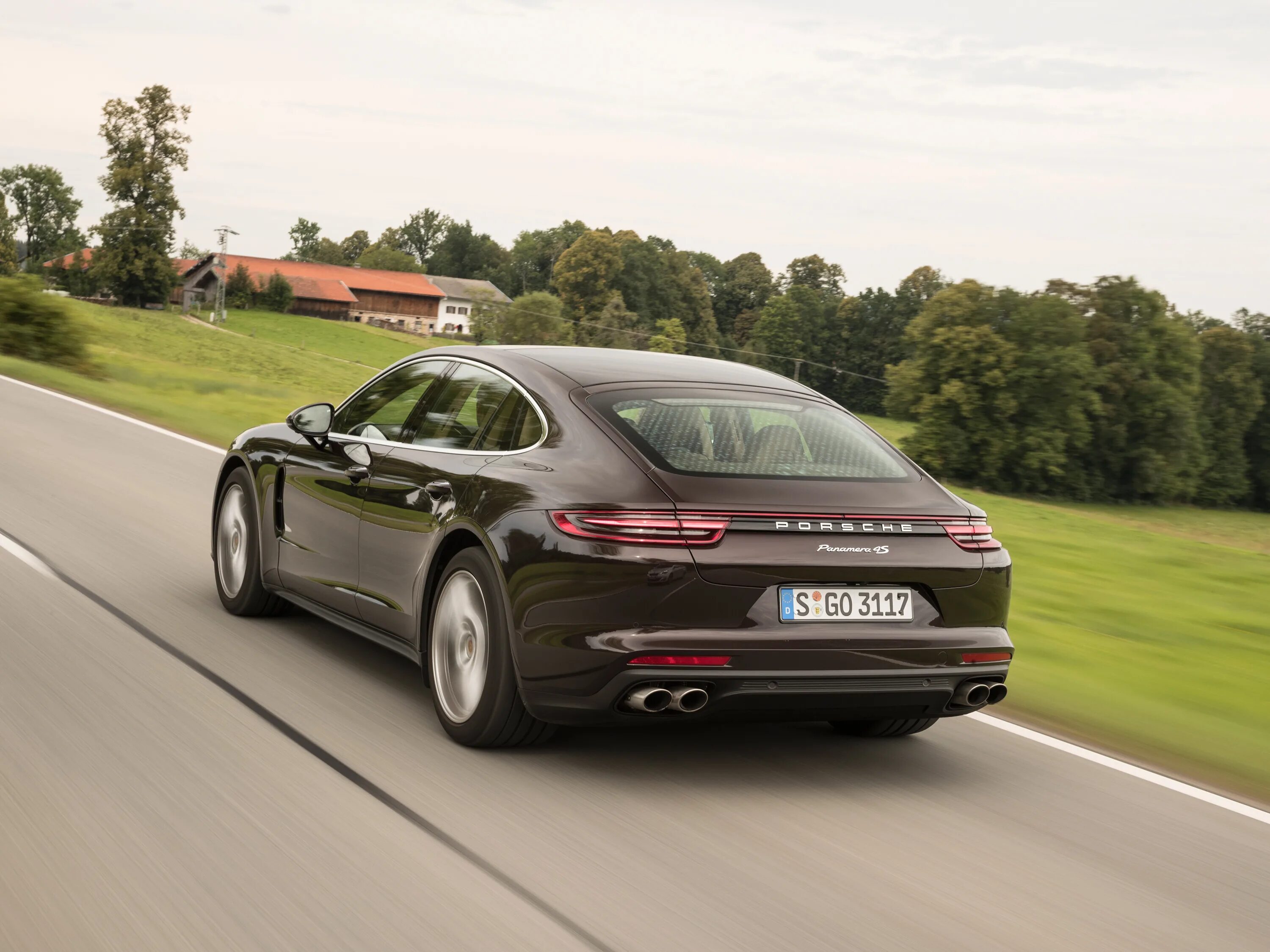 Porsche panamera 4. Porsche panamera 2017. Порше панамера 2017. Porsche panamera 1. Porsche panamera 4s executive.
