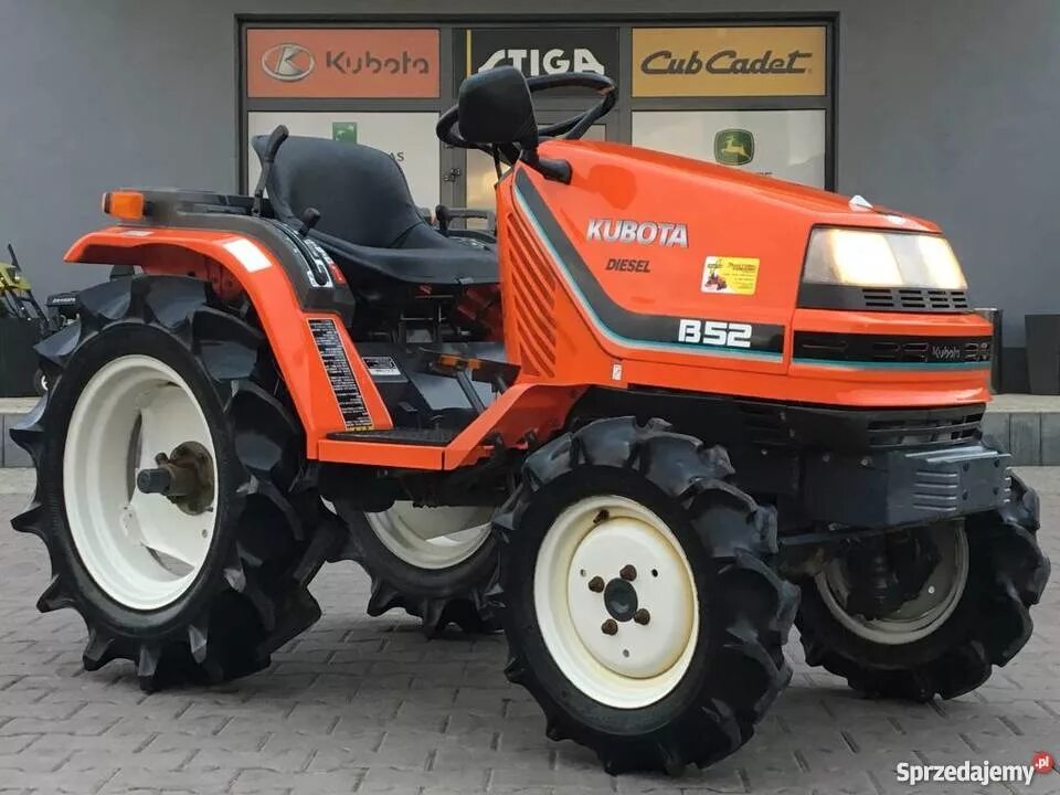 Мини трактор кубота. Kubota b52. Трактор Кубота b5000. Mini tractor Kubota b1500. Кубота b2741s.