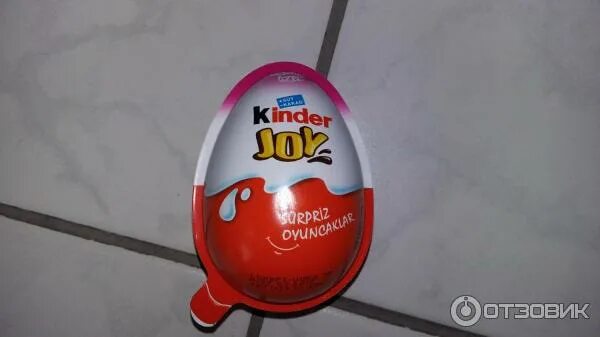 Киндер яйцо с ложечкой. Киндер сюрприз с ложкой. Kinder с ложечкой. Ложка для киндера.