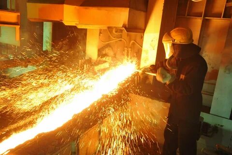 Цветная металлургия уступает в 20 раз