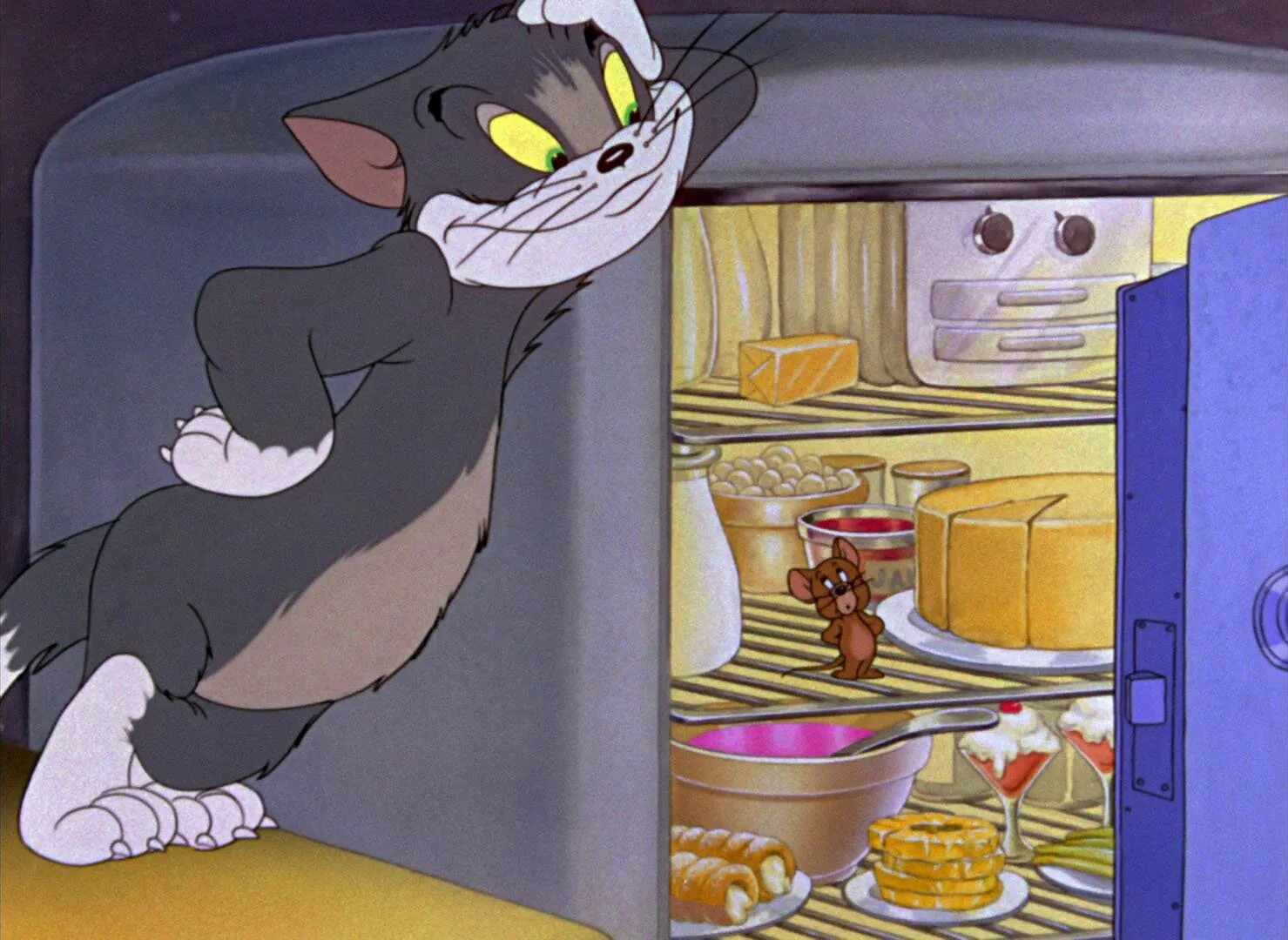 Кот том смешное. Том и Джерри полуночная Трапеза 1941. Tom and Jerry 2 Episode the Midnight snack 1941. Том и Джерри 1972. Том и Джерри Джерри.