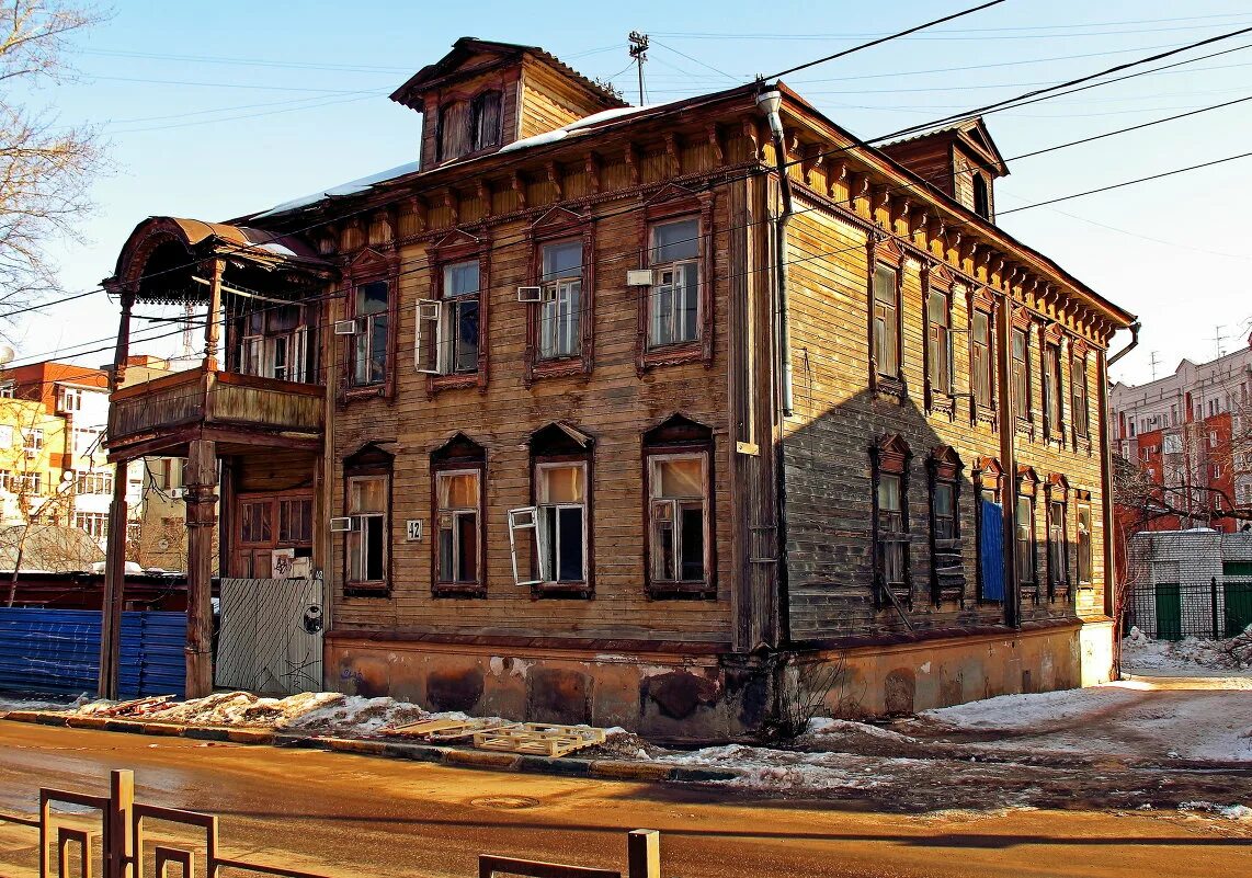 1 дом в нижнем новгороде. Дом купца Теребилина Нижний Новгород. Ветхий дом Нижний Новгород. Большая перекрестная 36. Особняк Маркова в Нижнем Новгороде.