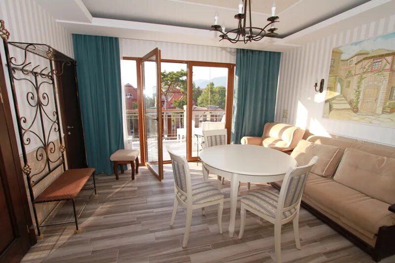 Красногвардейская 19 геленджик. Отель оазис геленджик. Гостевой дом оазис юг геленджик. Оазис геленджик. Оазис геленджик красногвардейская 19.