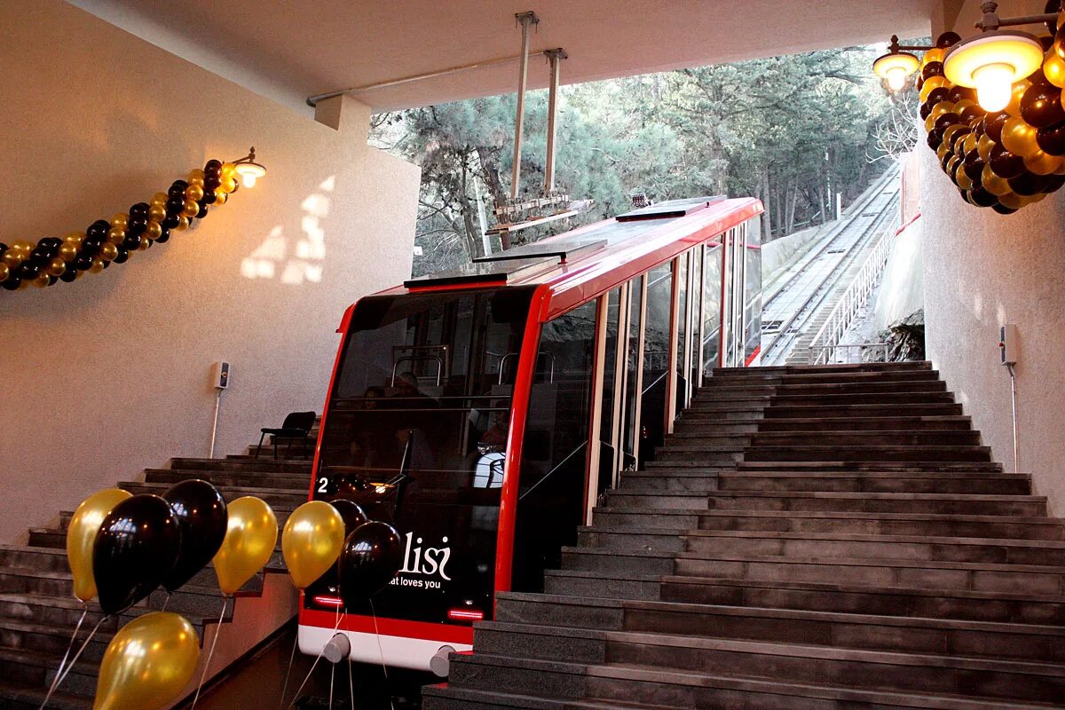 Канатная дорога москва воробьевы горы. Фуникулер часы работы. Фуникулер воробьевы горы. Москва. Фуникулер воробьевы горы.