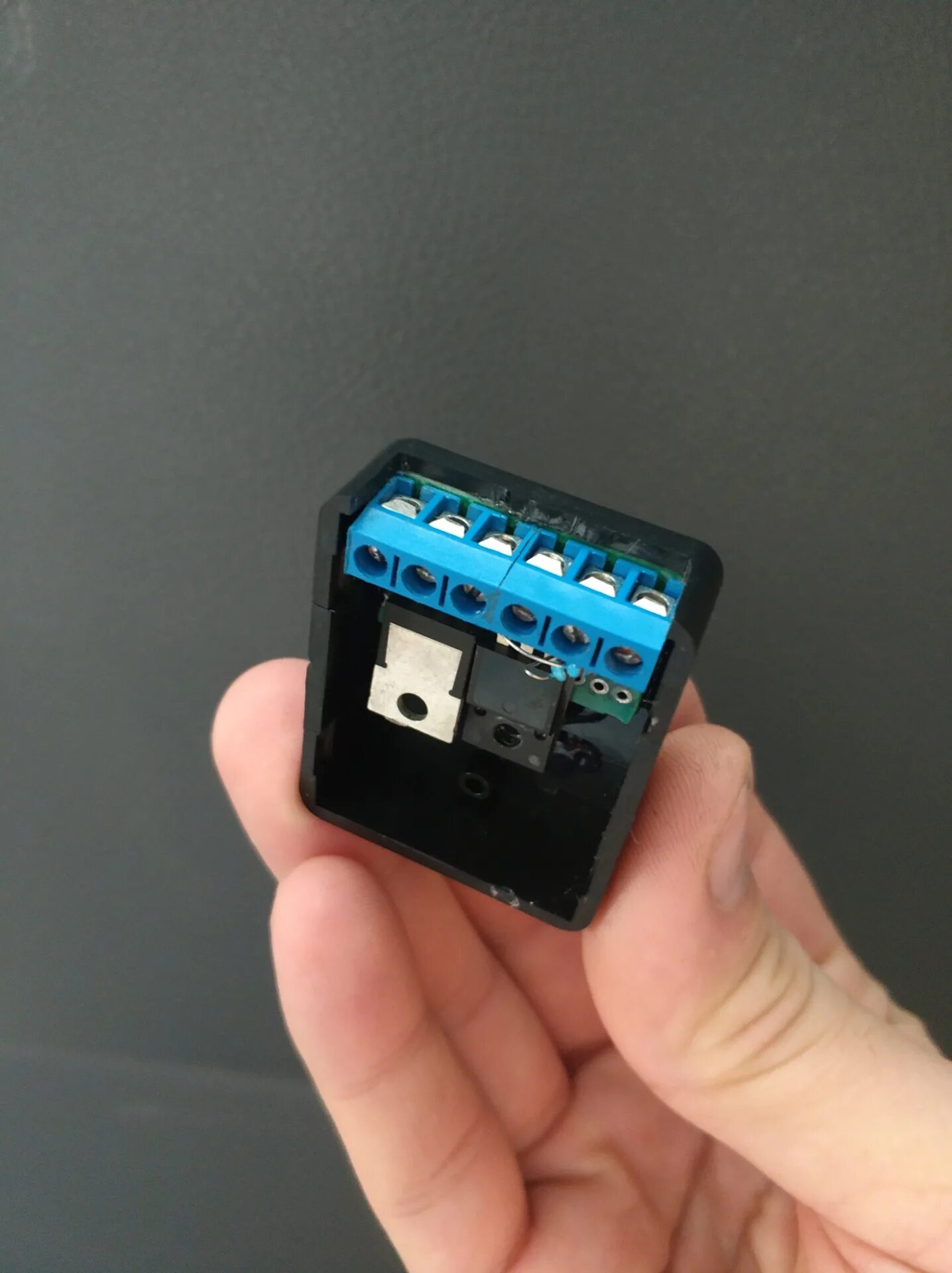 Кнопка включения питания пк выносная 160 см power sw reset индикация. Внешняя кнопка переключения для d link. Смит на клавиатуре. External button. External button.