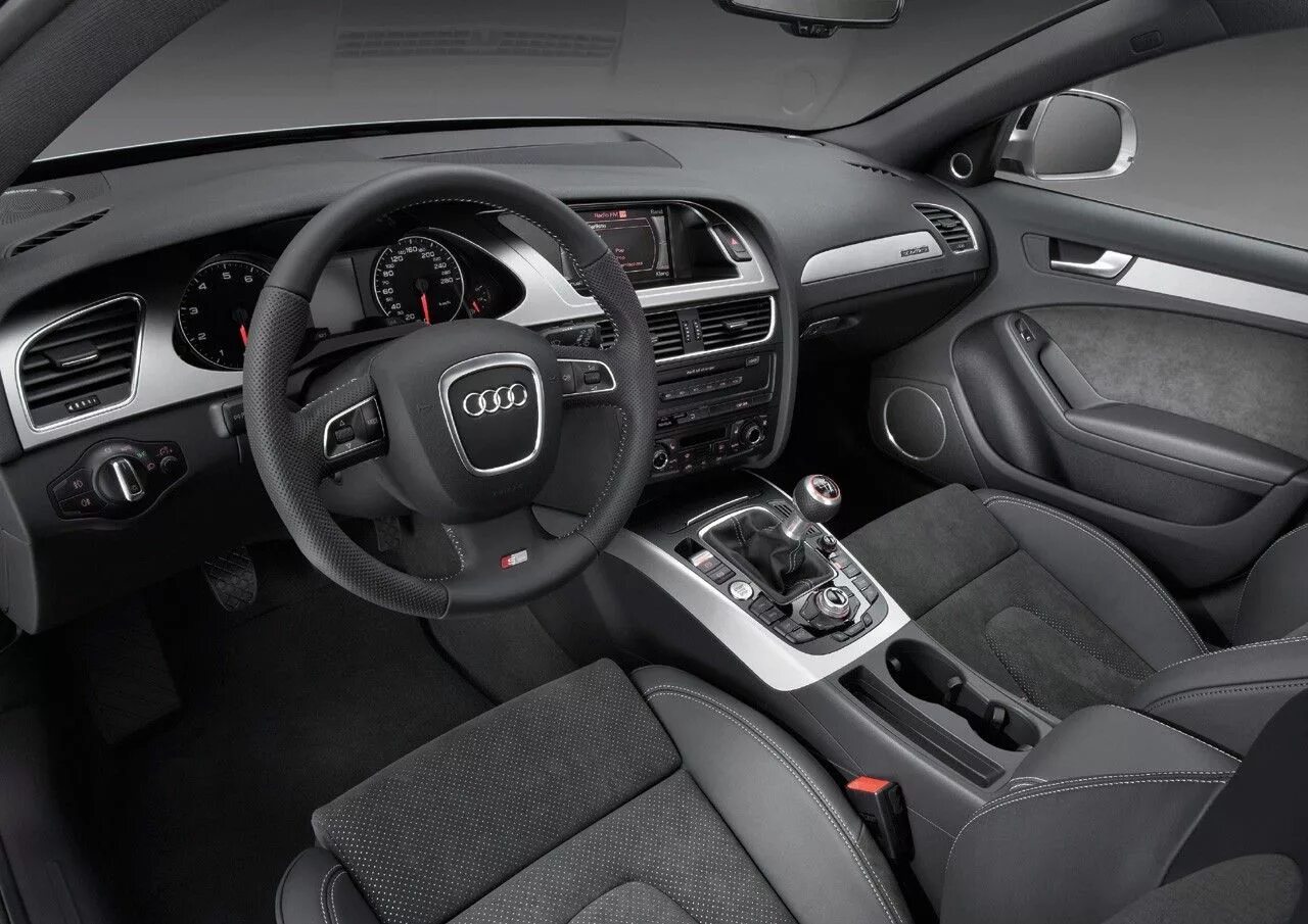 Audi a4 b8 коробка. Audi a4 b8 коробка. Ауди а4 в8 салон. Ручка акпп ауди а5. Ауди а4 рестайлинг салон.