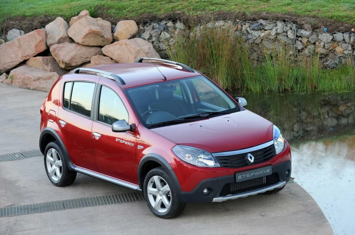 Renault sandero stepway поколения. Сандеро степвей 2012. Рено Сандеро степвей 2012. Рено Сандеро степвей 1 поколения. Рено Сандеро СТПЕ Вей 1.