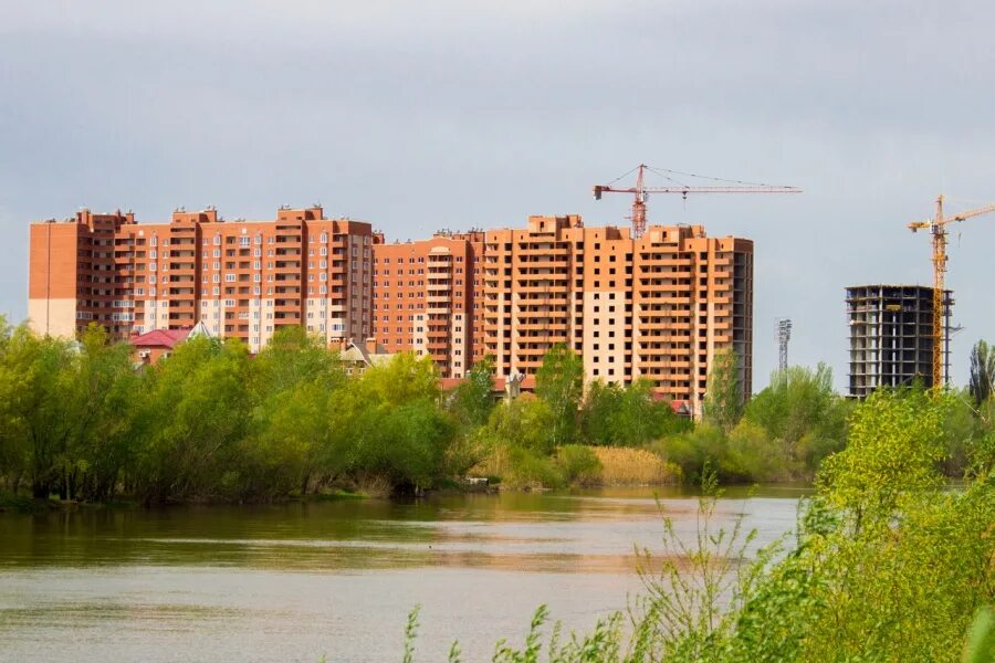 Жк прогресс астрахань. ЖК Лотос парк Астрахань. ЖК Лазурный Астрахань. ЖК паруса Астрахань.