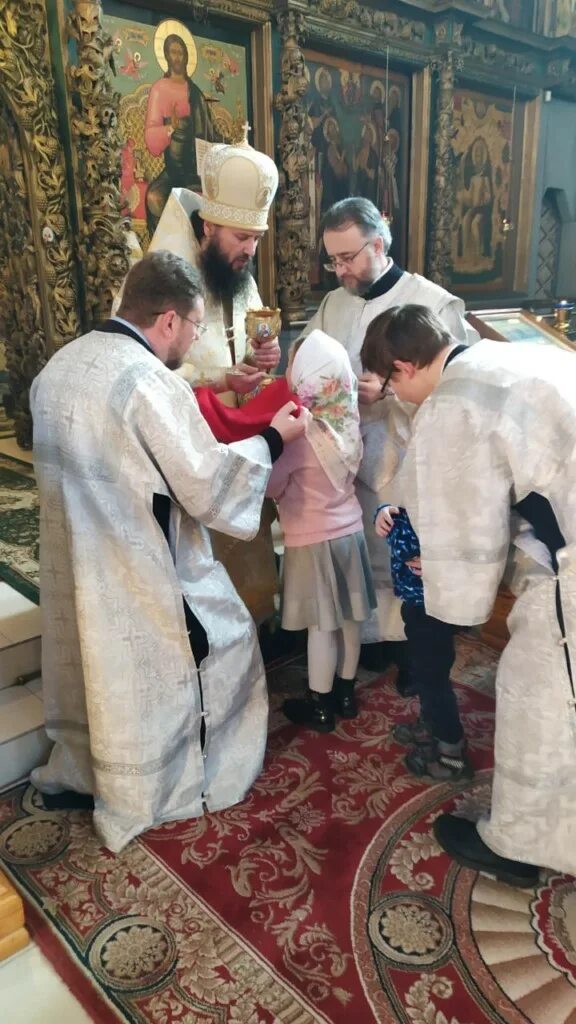 накануне батюшка объявил