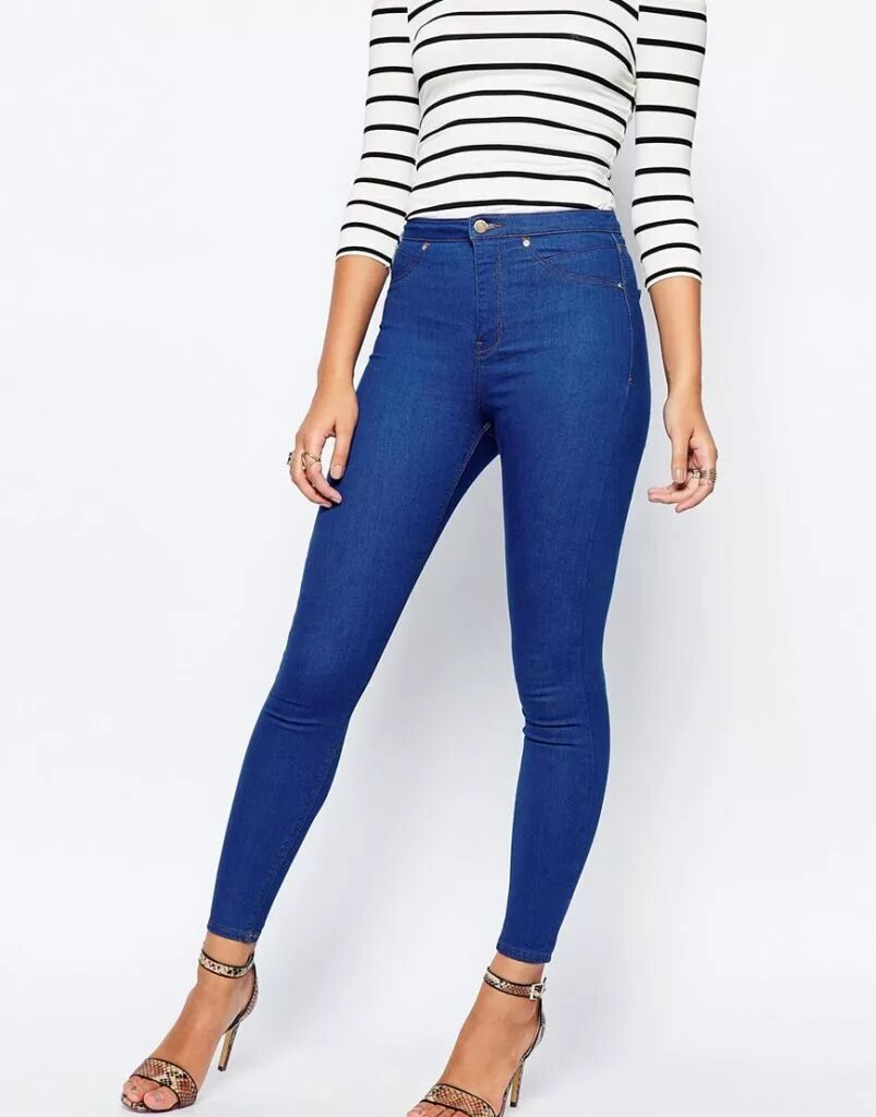 красивые девушки в джинсах. джинсы мужские модные. темно синие джинсы. узкие джинсы. джинсы модные синие.