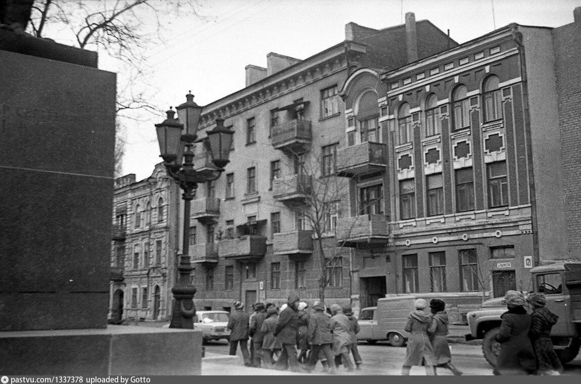 Ереван улица Пушкинская. Пушкинская 123. Улица Пушкинская 1943 Ростов. Ворошиловский Пушкинская Ростов.