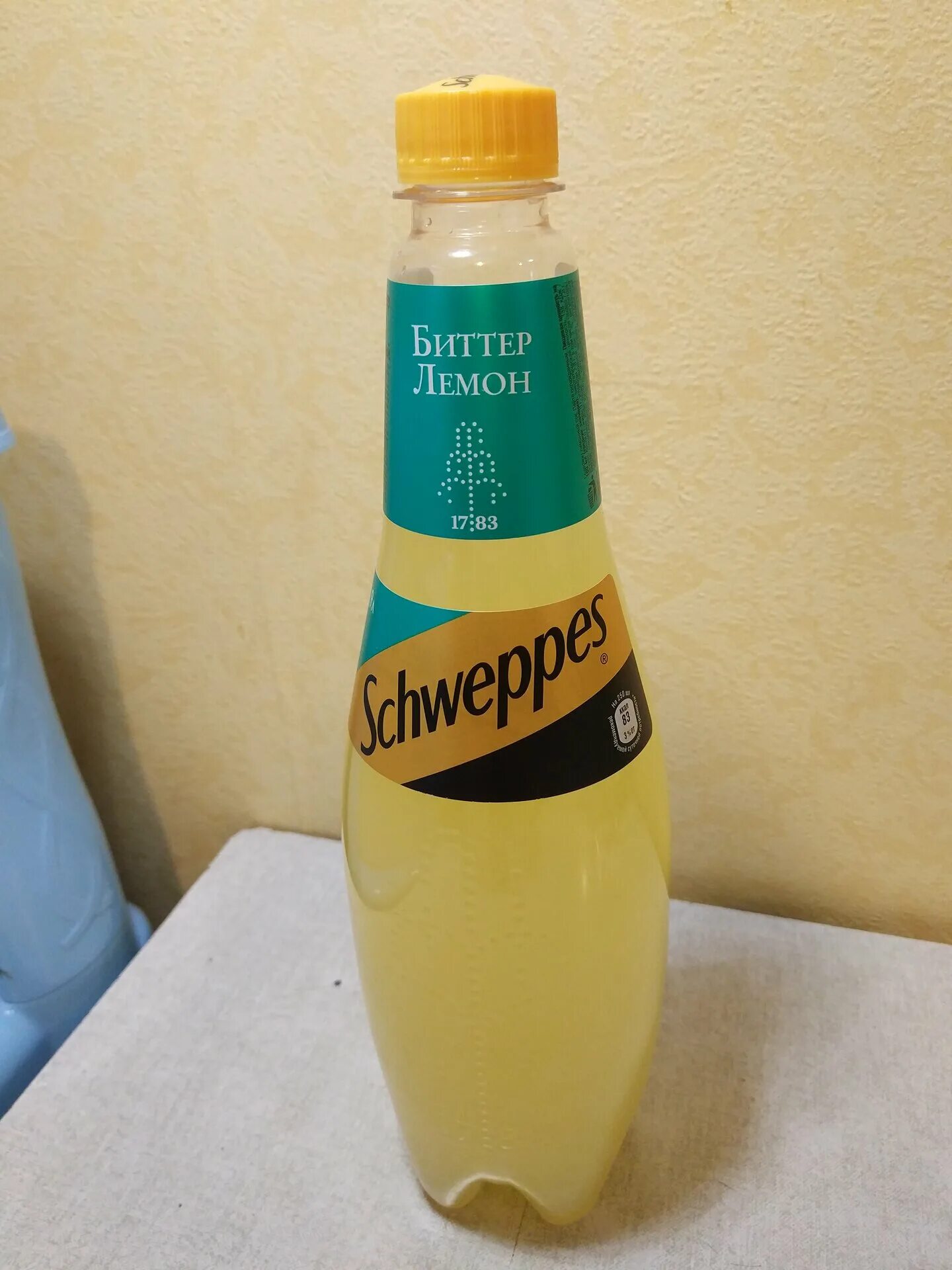 швепс биттер тоник. 33. биттер лимон. швепс биттер лимон. Schweppes биттер лемон.