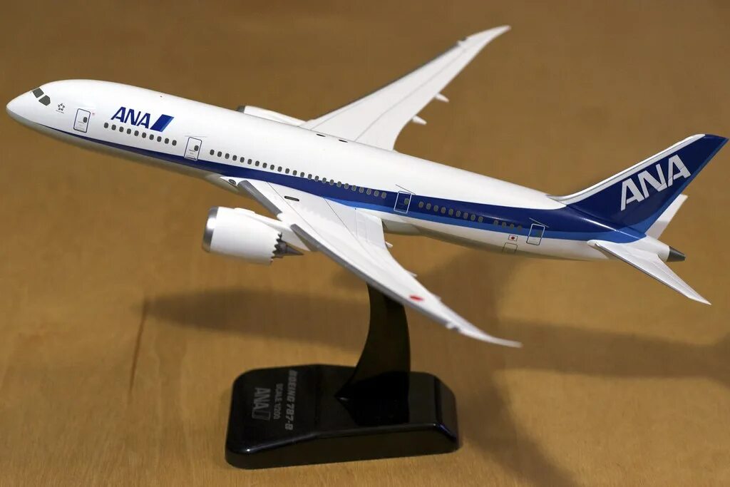 200 models. Боинг 787-200. boeing 787-10 dreamliner модель 1:200. стабилизатор boeing 787. боинг 787 из пенопласта.