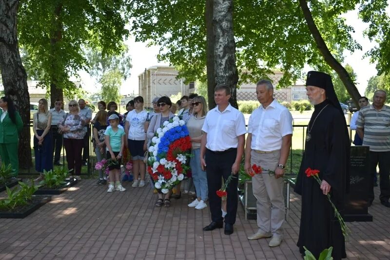 Братская могила Великая губа. Фотографии погибших в ВОВ солдат.