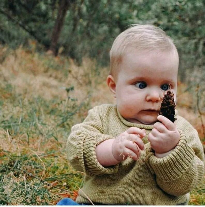 забивные дети. заставка на рабочий стол дети. забавные маленькие дети. прикольные детишки. прикольные фото детей.