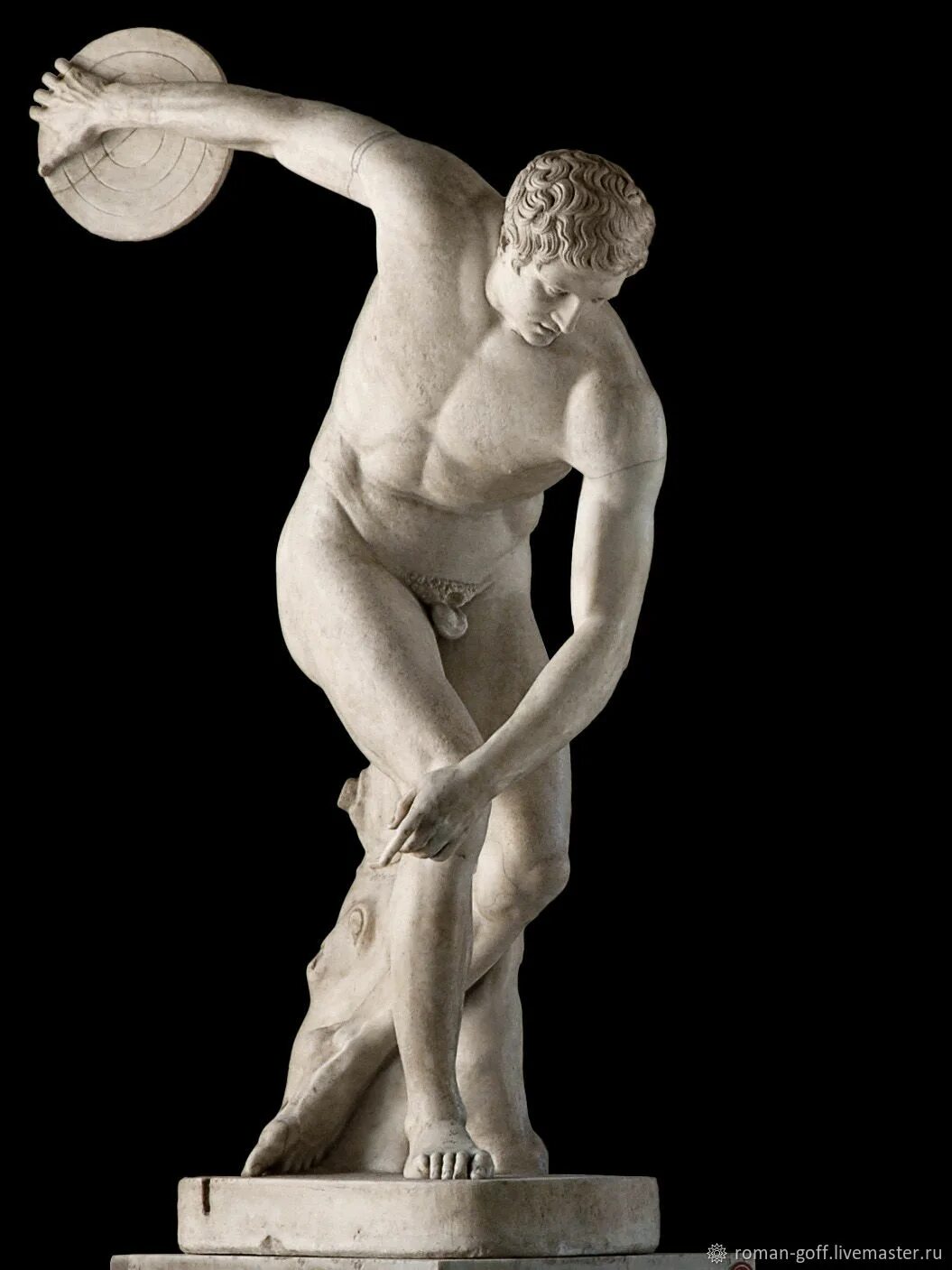Дискобол Микеланджело. Дискобол скульптура древней Греции. Произведение мирона