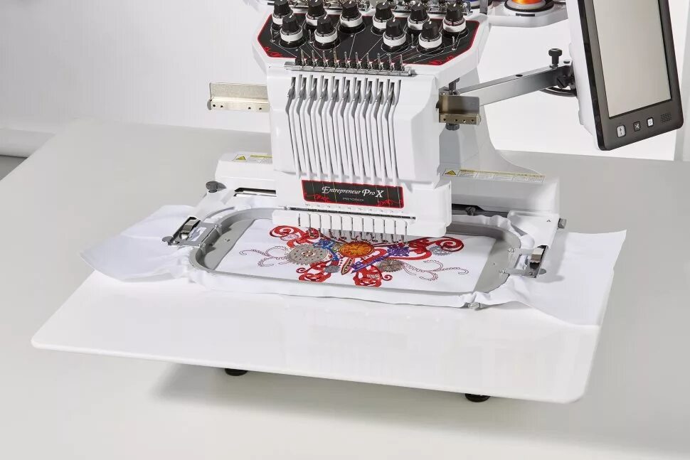 Вышивальная бразер. Вышивальная машина brother PR-1050x. Brother PR 1050x Embroidery Machine. Brother вышивальная машина brother PR 1050 X. Швейная машина x-10 brother.