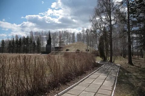 У безымянного поселка