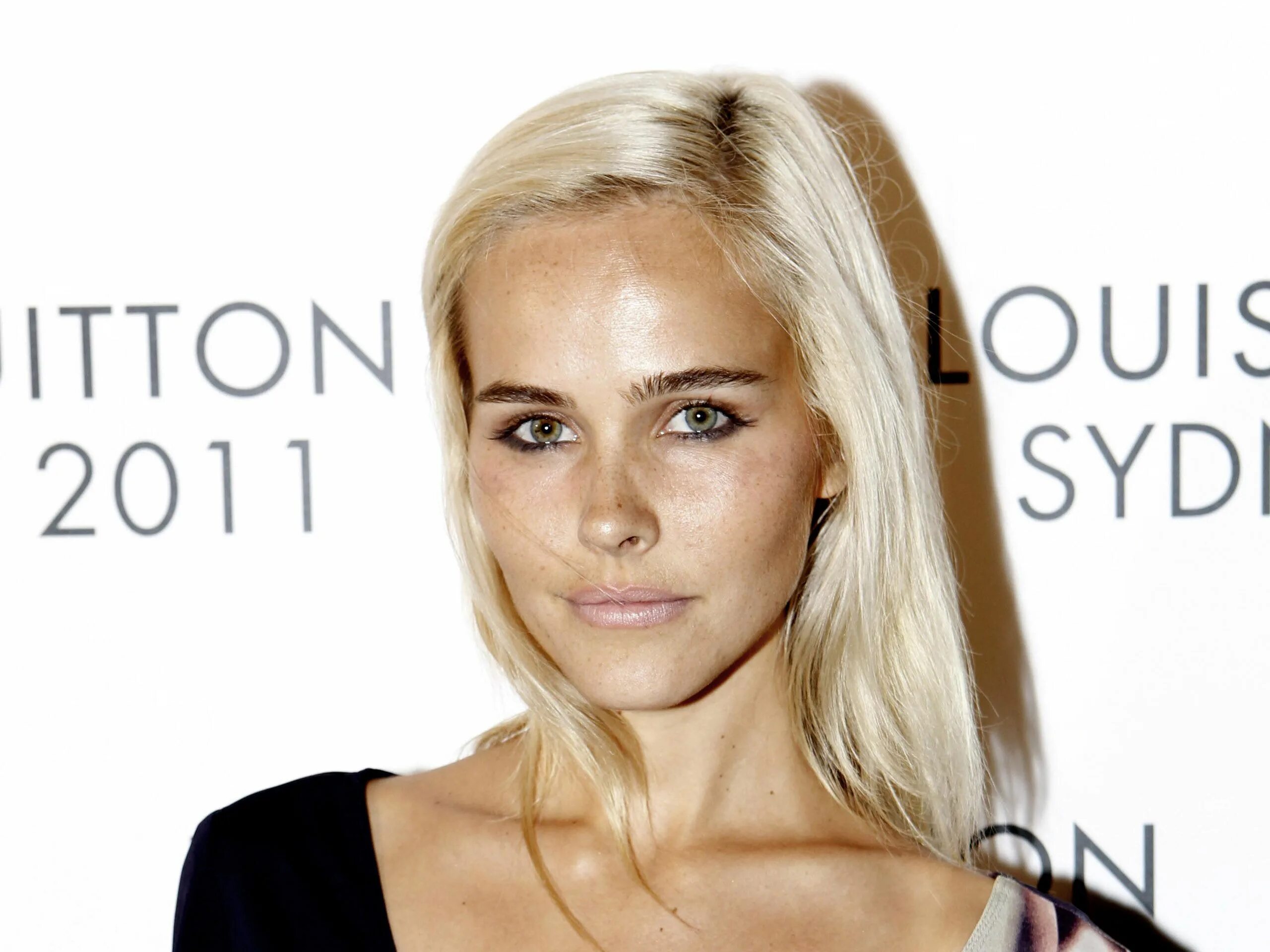 Изабель Лукас. Изабель Лукас актриса. Изабель Лукас (Isabel Lucas) Изабель Лукас. Изабель Лукас 2019. Переведи светлые волосы