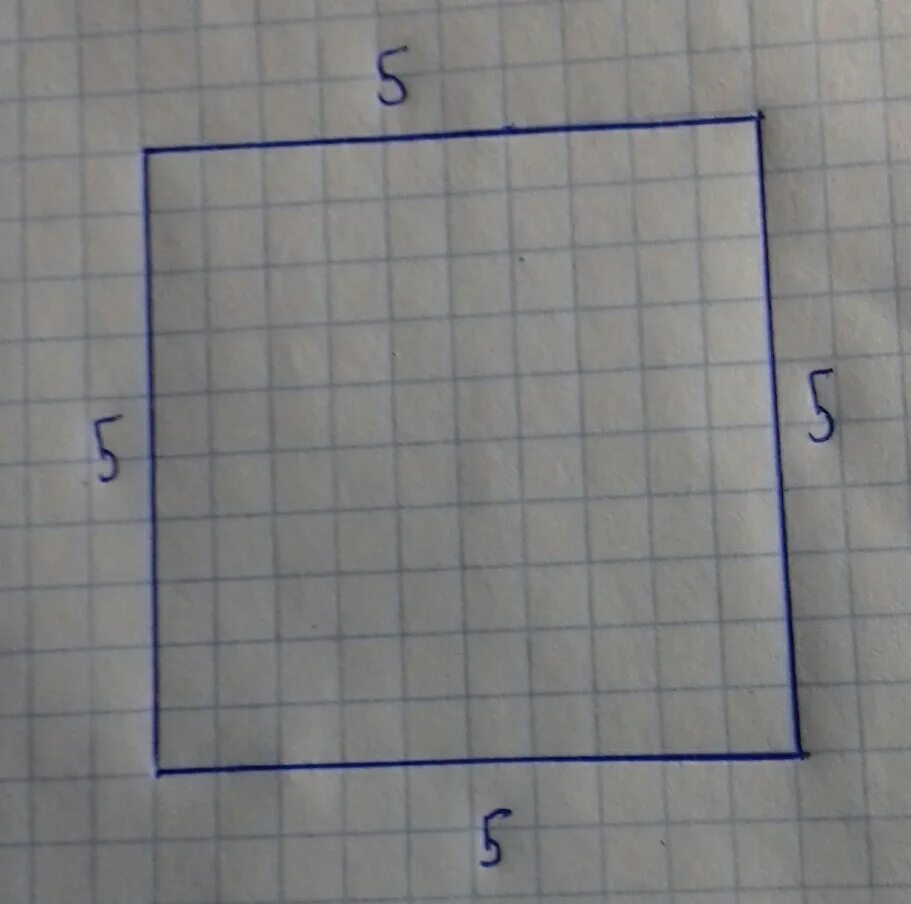 Лист бумаги квадратной формы со стороны. Квадрат чертить. Прямоугольник на листе в клетку. Нарисовать квадрат. Квадрат на листе в клетку.