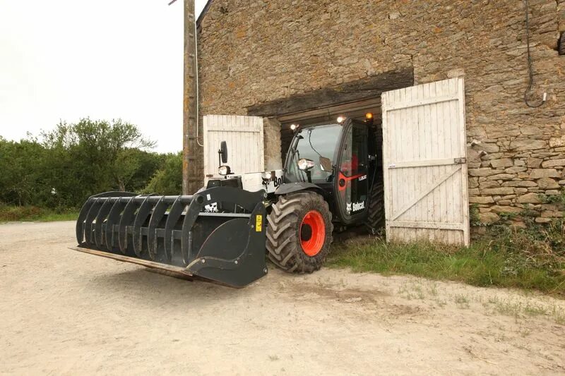 Tl 26. 60. 60. Бобкэт тл 26. Погрузчик телескопический bobcat tl3570.