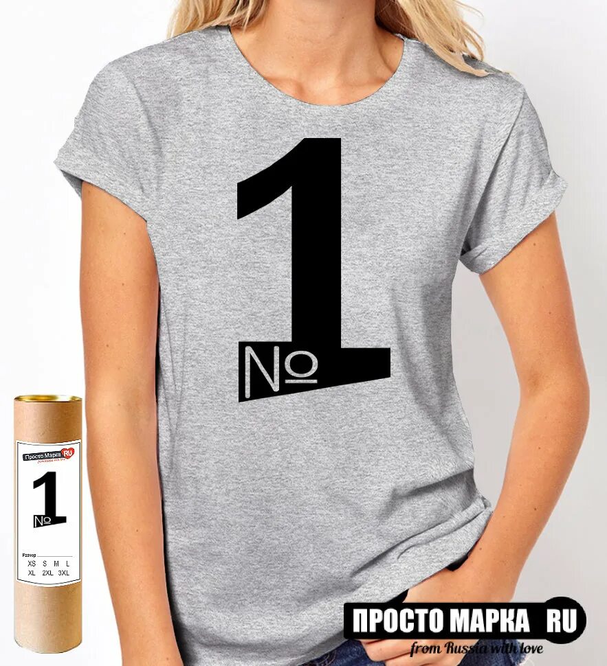 Режиссер бигелоу кэтрин. Алена протасова. Счастливая девушка в очках закрывает уши. Показывает один палец. Женщина показывает кулак.