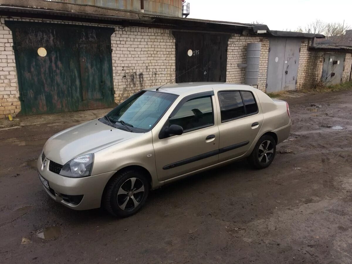 Рено симбол 2007 года. Рено символ 2007. Рено симбол 2007г. 4 2007. Renault symbol 1.