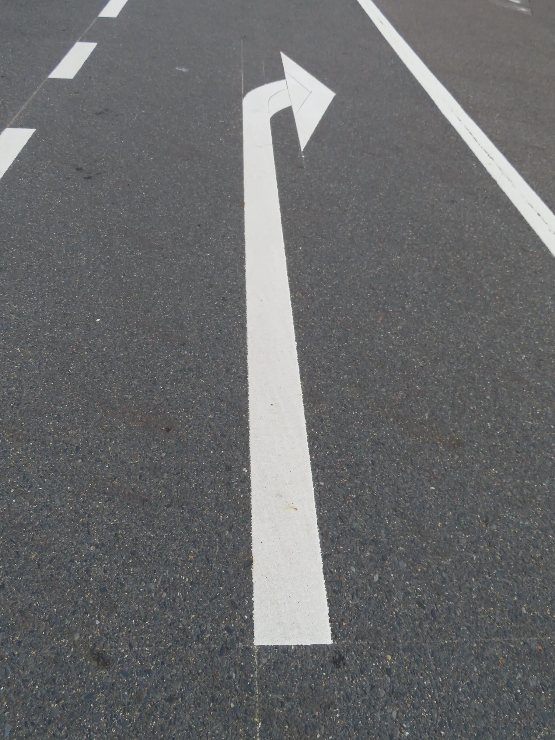 Road file. Pavement markings знак. road marking. turn right. road markings in america.
