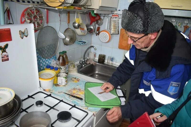 сгорела машина в камышине. ул тургенева камышин. газовый камышин. ной камышин. газсервис камышин на мира.